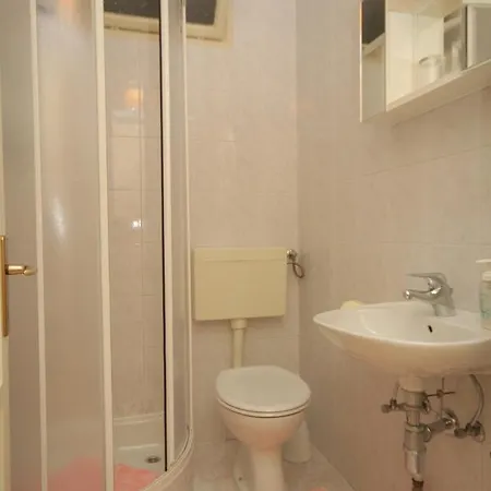 Double Medveja 7775d